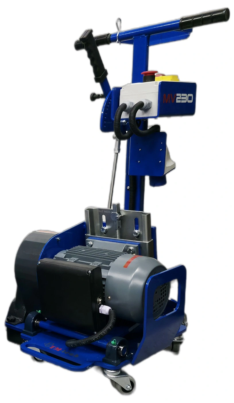 Maszyna przemysłowa do frezowania rowków pod ogrzewanie podłogowe w kolorze niebieskim i srebrnym, na kółkach ze stojakiem i uchwytami